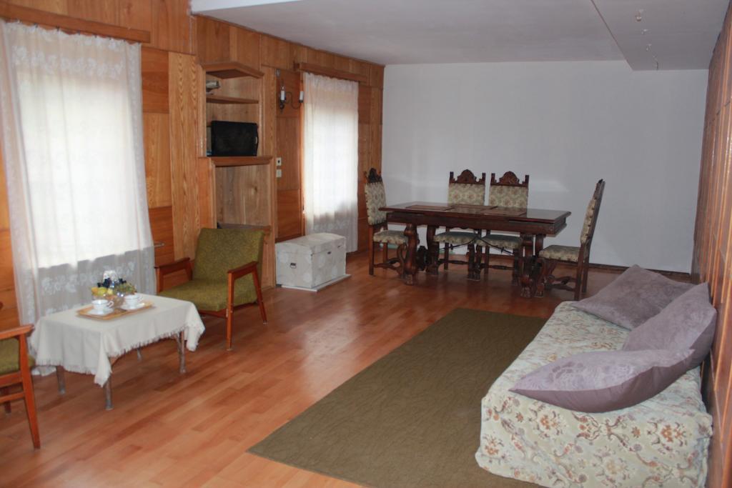 Communal Hotel Telavi Luaran gambar